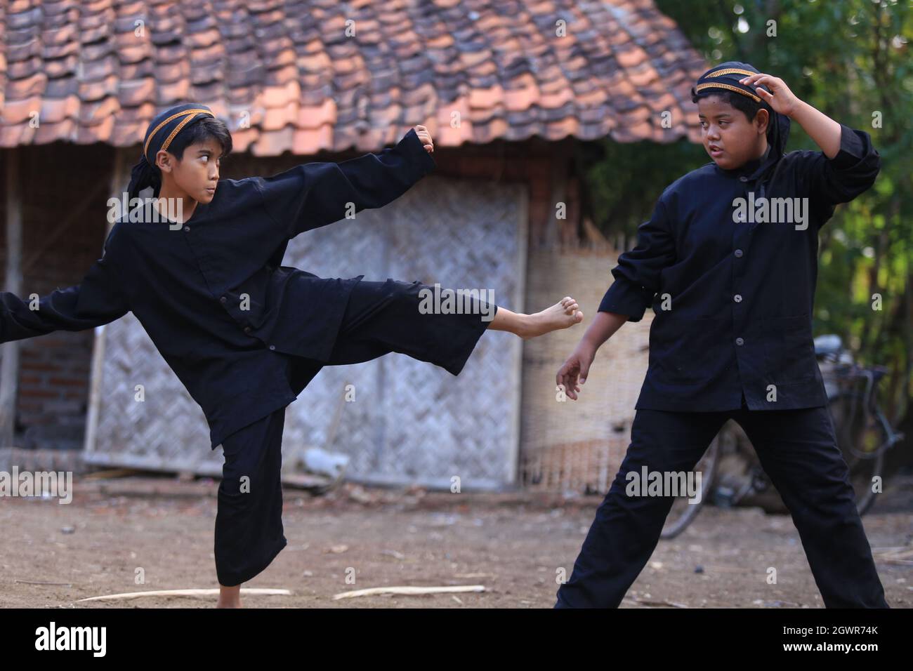 Silat pencak hires stock photography and images Alamy