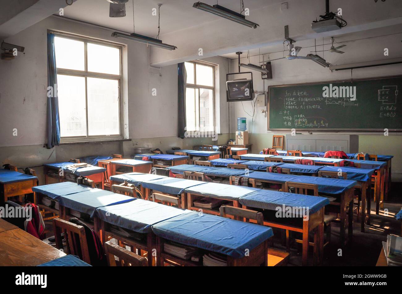 High School Classroom Stock Photo - Alamy