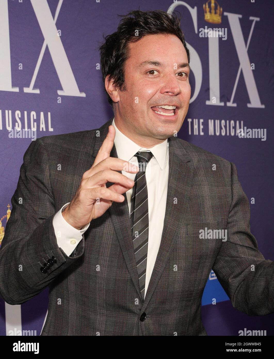 New York, NY, USA. 3rd Oct, 2021. Jimmy Fallon at arrivals for SIX: THE MUSICAL Opening Night, Brooks Atkinson Theatre, New York, NY October 3, 2021. Credit: CJ Rivera/Everett Collection/Alamy Live News Stock Photo