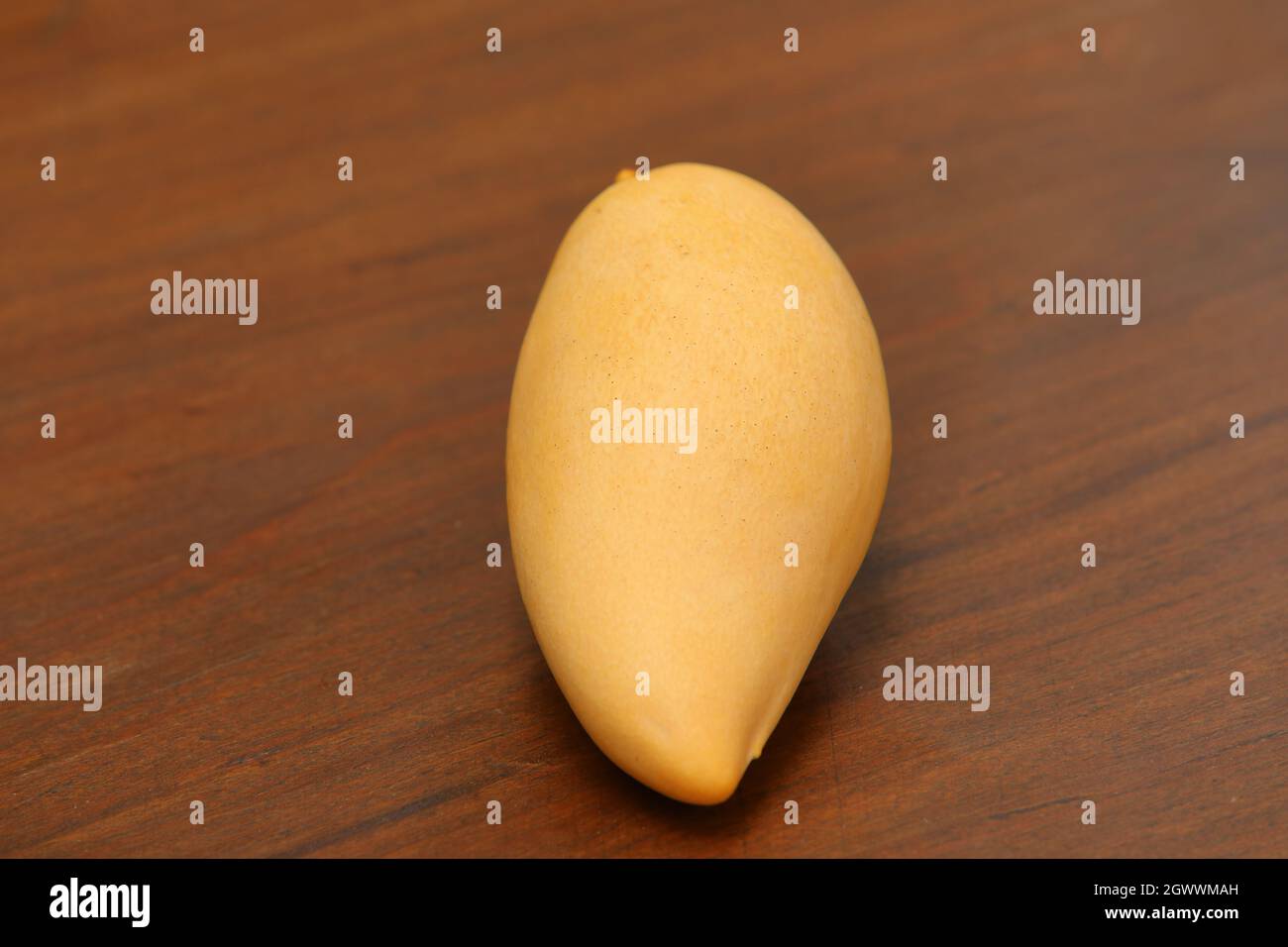 Mangifera indica wood hires stock photography and images Alamy