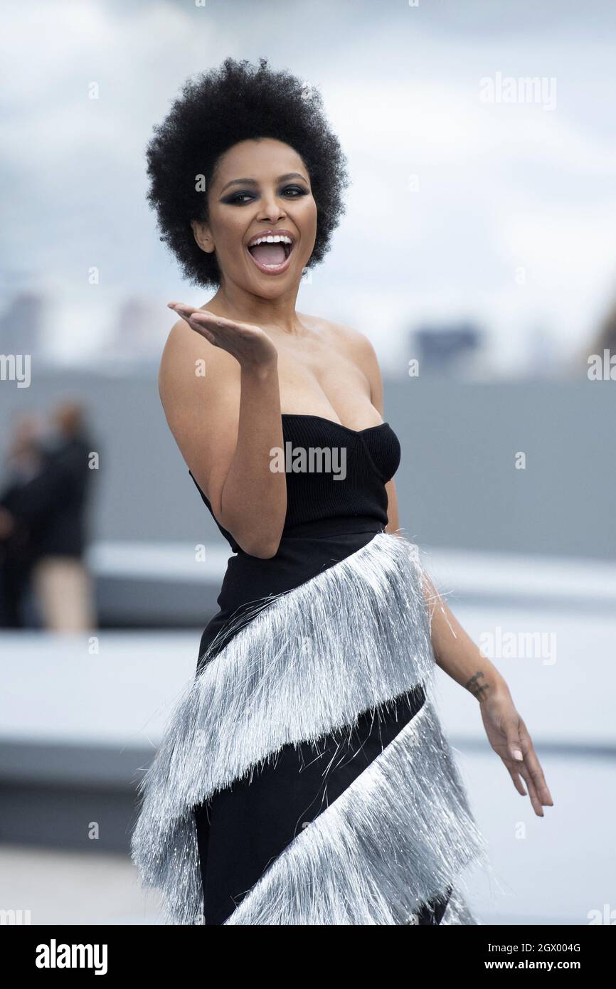 https://www.alamy.com/licenses-and-pricing/?v=1