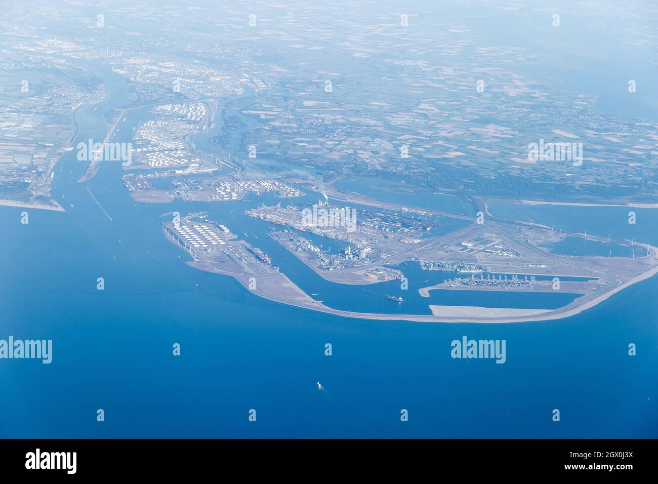 Rotterdam port maasvlakte aerial hi-res stock photography and images ...