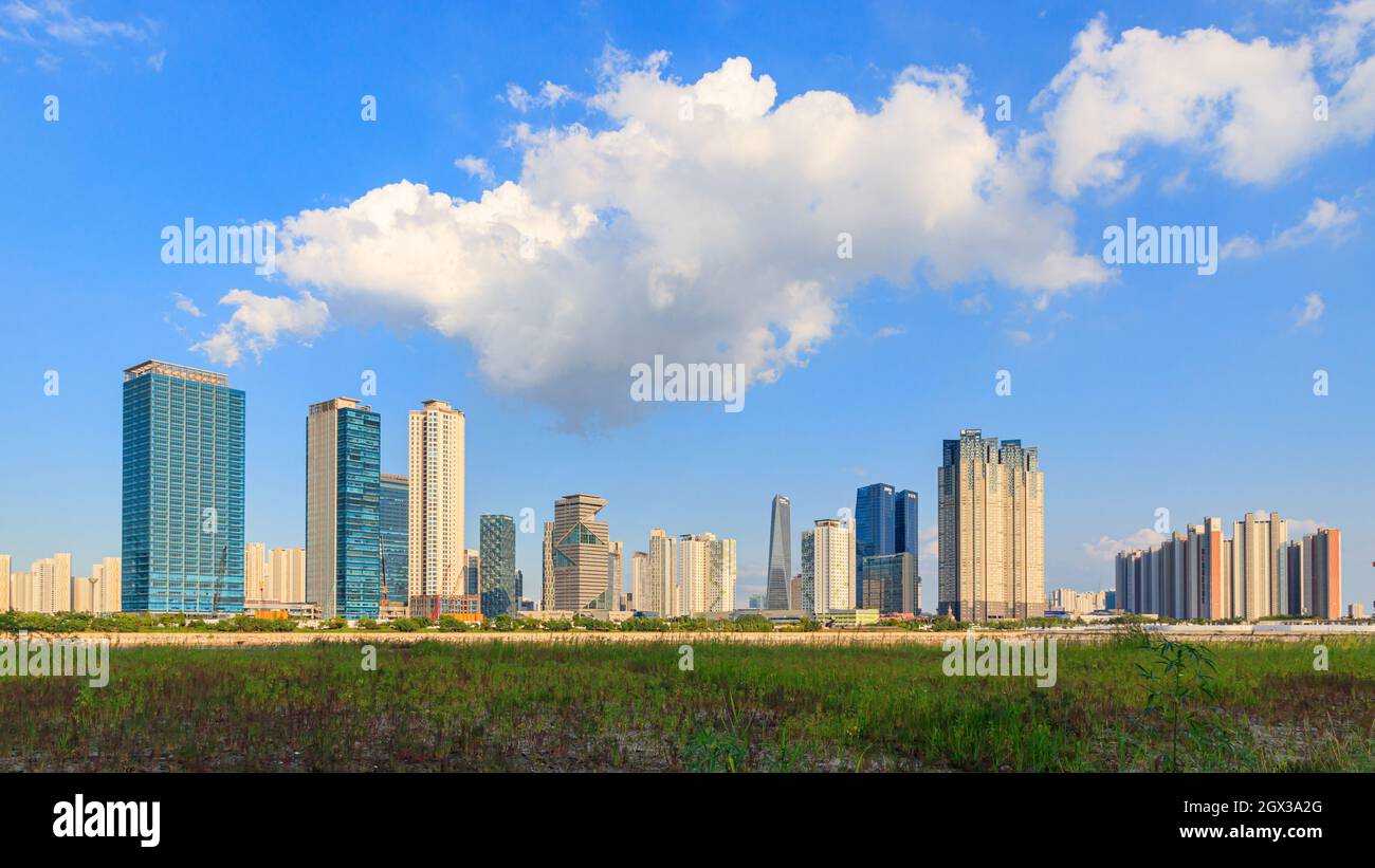 Songdo, Incheon, South Korea - September 3, 2021 : Incheon Songdo International Cityscape. Songdo International City Lake Scenery. Stock Photo