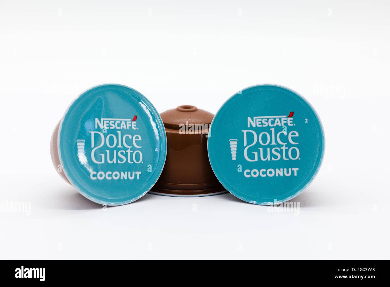 Irvine, Scotland, UK - September, 29, 2021: Three Nescafe Dolce-Gusto  branded Coconut flat white coffee pods in recyclable pods Stock Photo -  Alamy