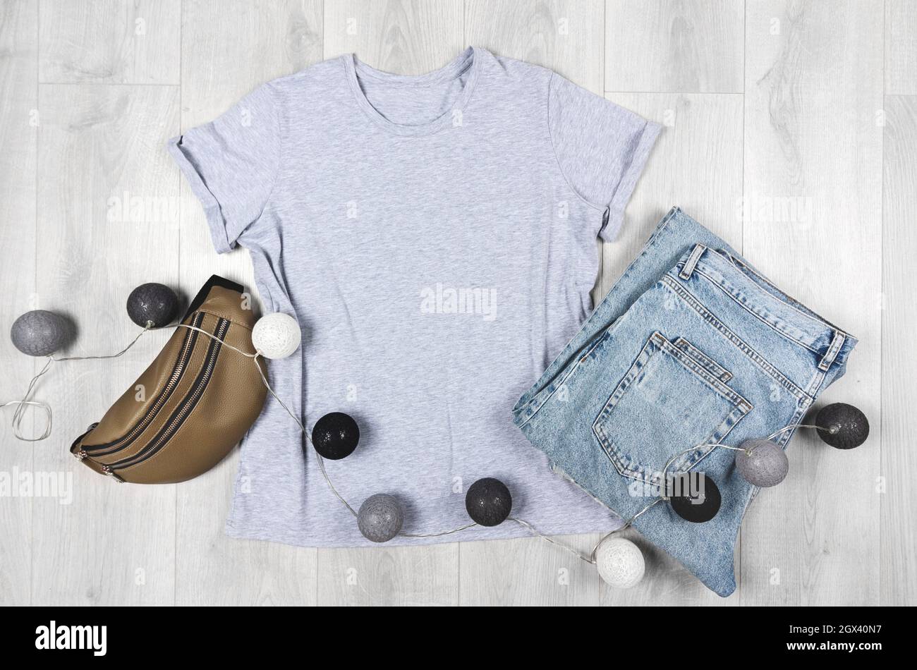 Blank gray t-shirt mockup. Bella canvas 