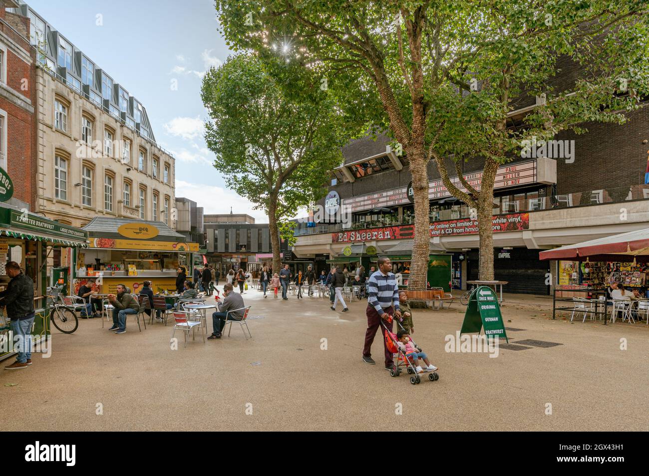 Coventry City Centre, West Midlands, UK. The recently revamped Hertford Street square. Stock Photo
