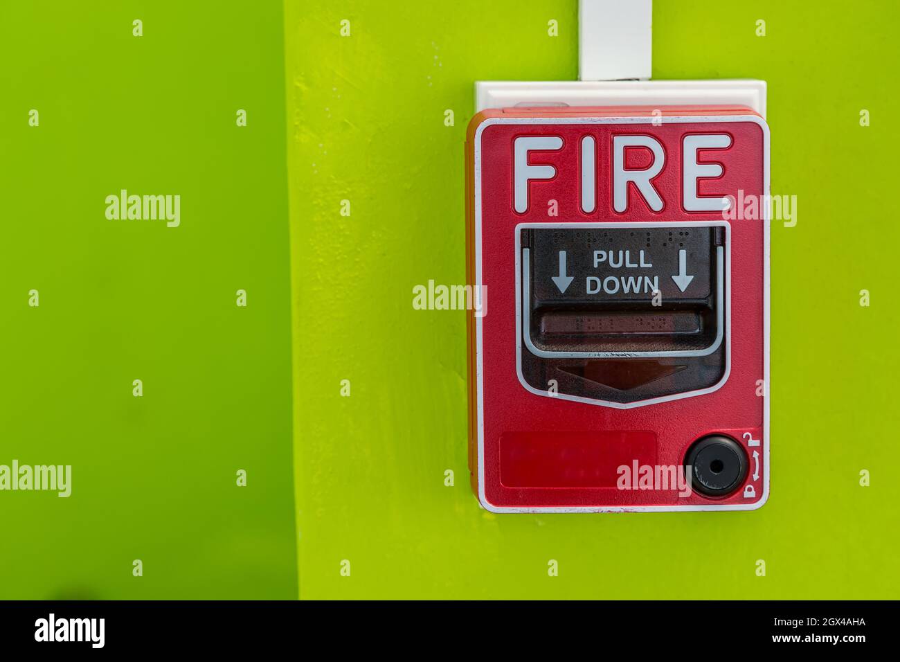 download red fire alarm box