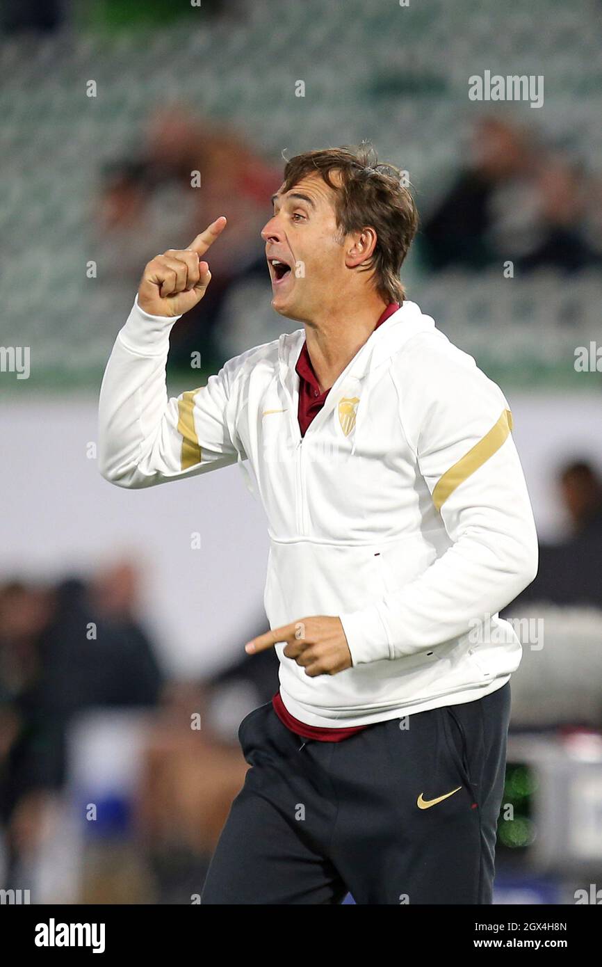 22 29 g hi-res stock photography and images - Page 8 - Alamy