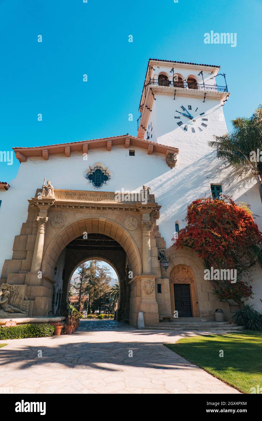 Inside the courtyard and garden of the Spanish Colonial Revival-styled Santa Barbara County Courthouse, California, USA Stock Photo
