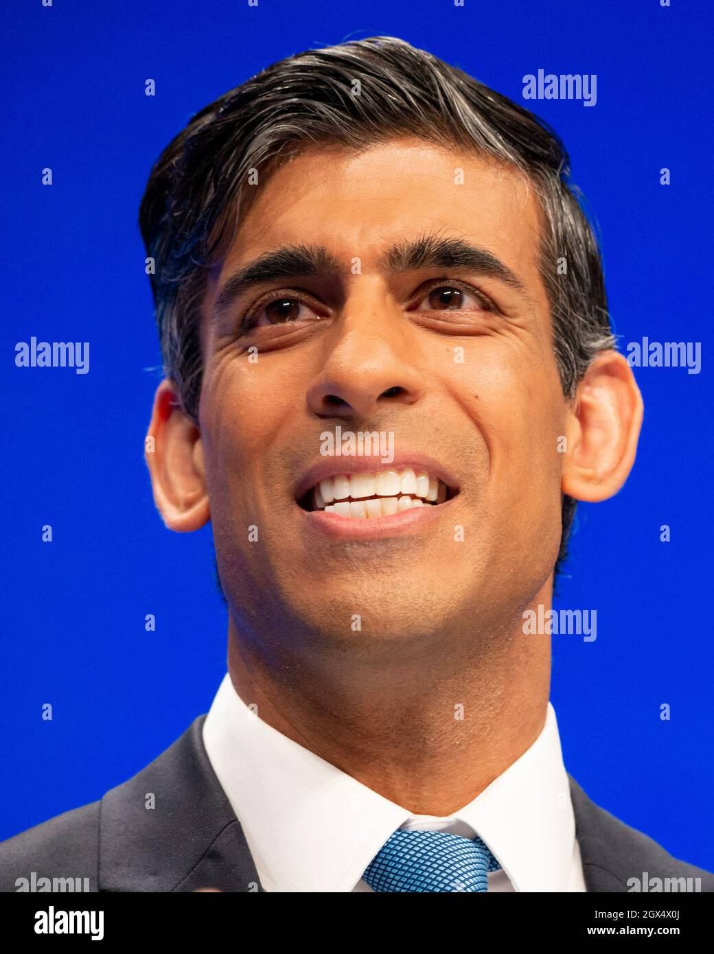 Manchester, England, UK. 4th Oct, 2021. PICTURED: Rt Hon Rishi Sunak MP, UK Chancellor of the Exchequer, delivers key note speech at the Conservative party Conference #CPC21. Credit: Colin Fisher/Alamy Live News Stock Photo