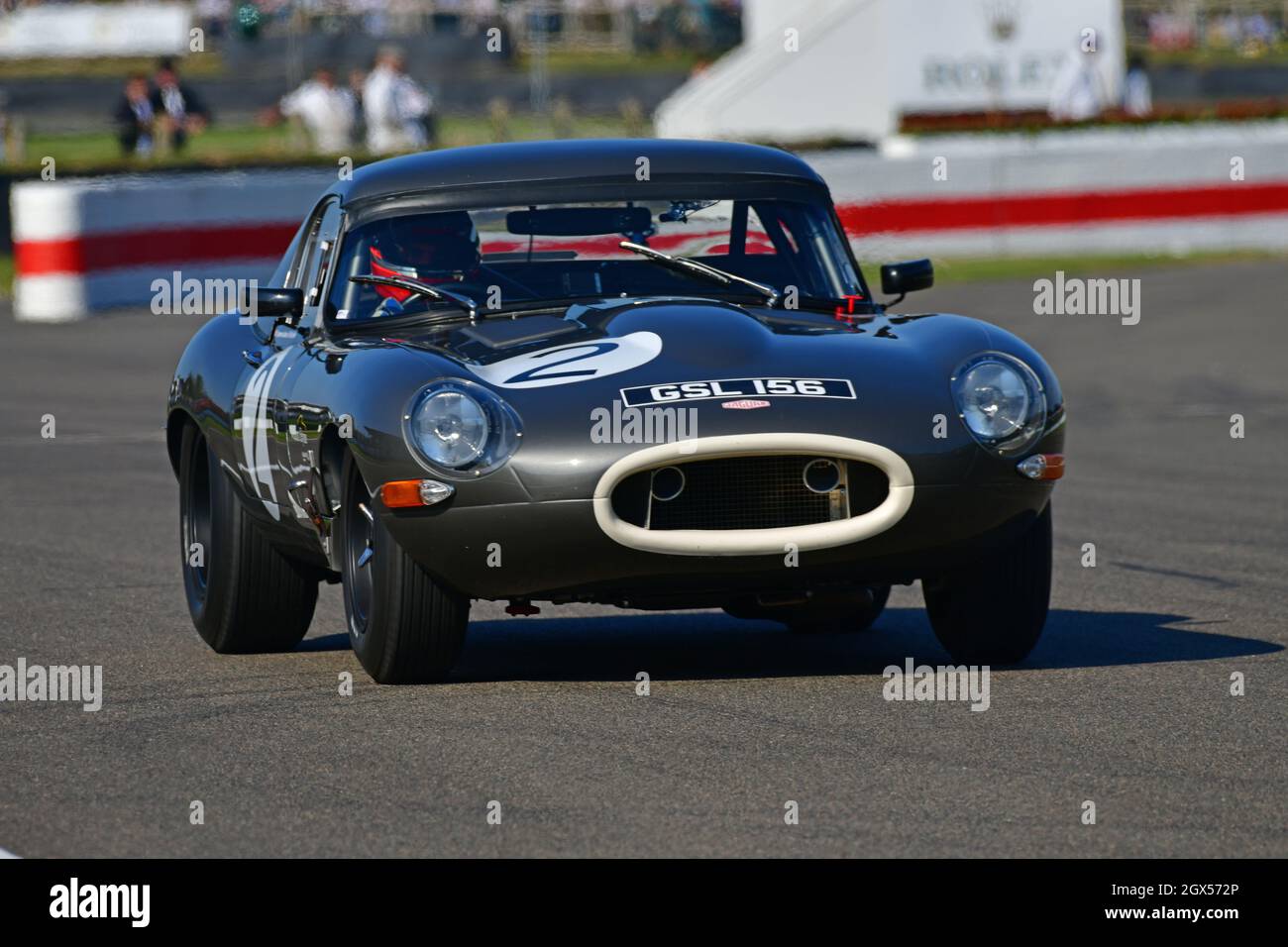 Cameron Jack, Eric Helary, Jaguar E-Type semi-lightweight, Royal Automobile Club TT Celebration, an hour of racing with two drivers, closed-cockpit GT Stock Photo