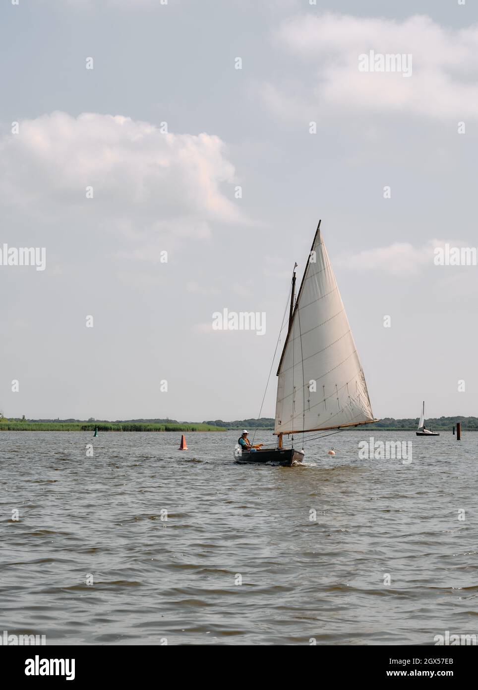 Gunter rig sailing hires stock photography and images Alamy