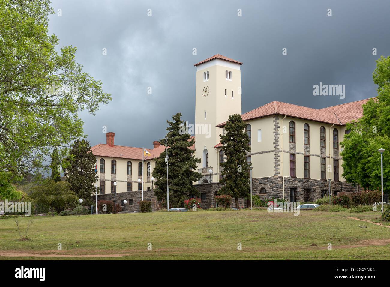 Main administration building and clock tower of Rhodes University designed by Sir Herbert Baker, Grahamstown/Makhanda, South Africa, 04 October 2021. Stock Photo