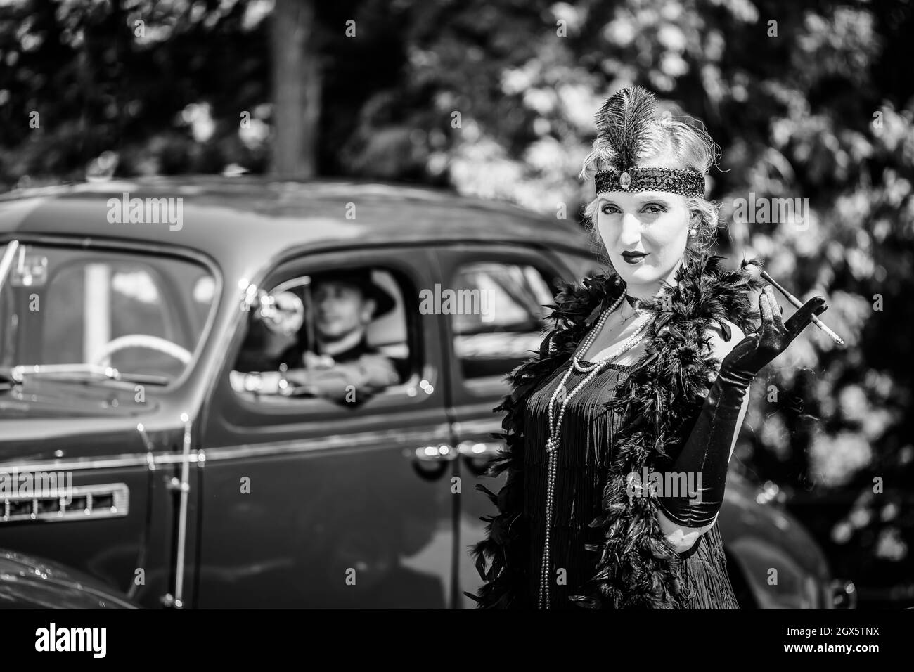 Woman car Black and White Stock Photos & Images - Alamy