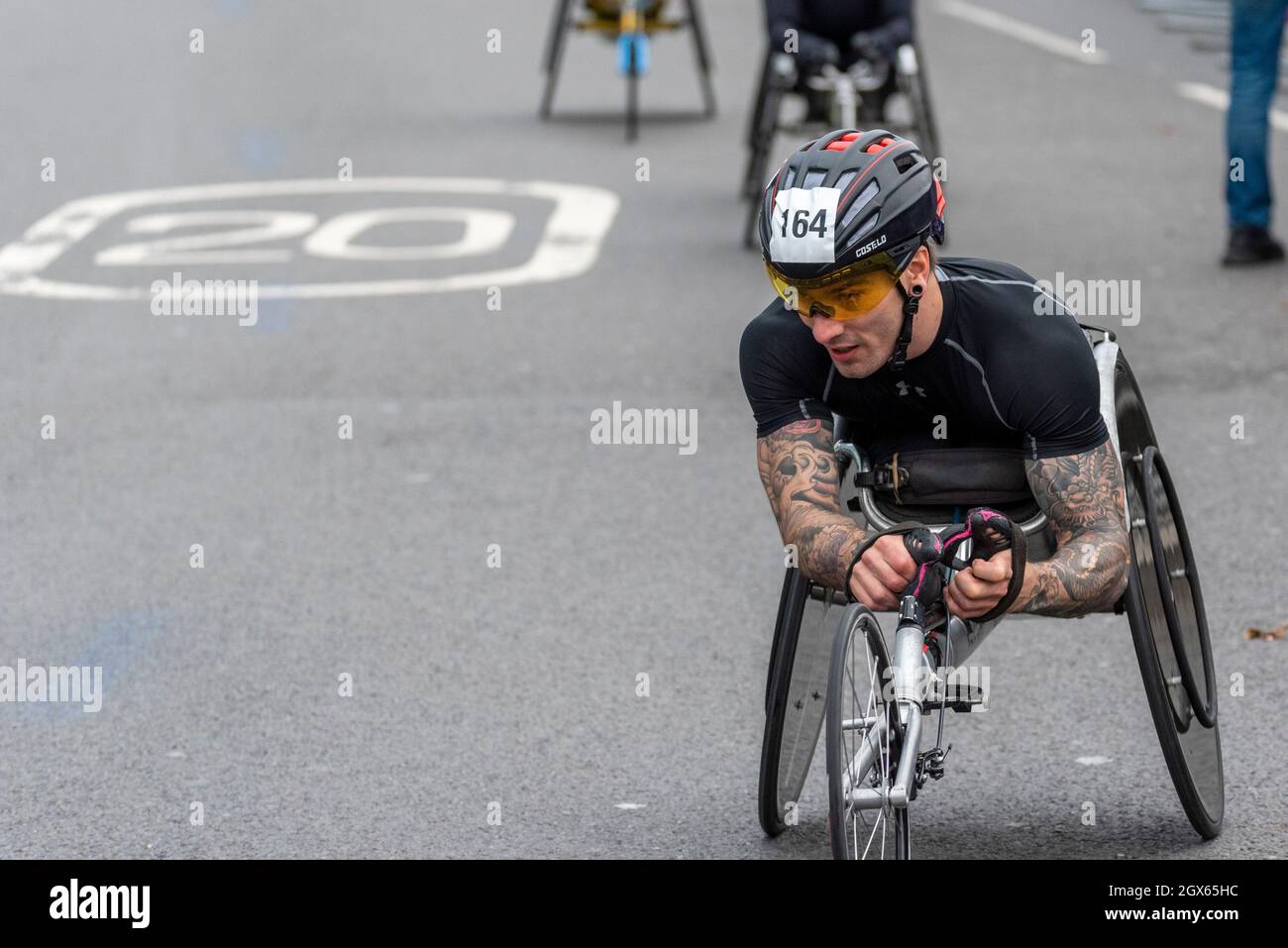 Joshua Hartley racing in the Virgin Money London Marathon 2021