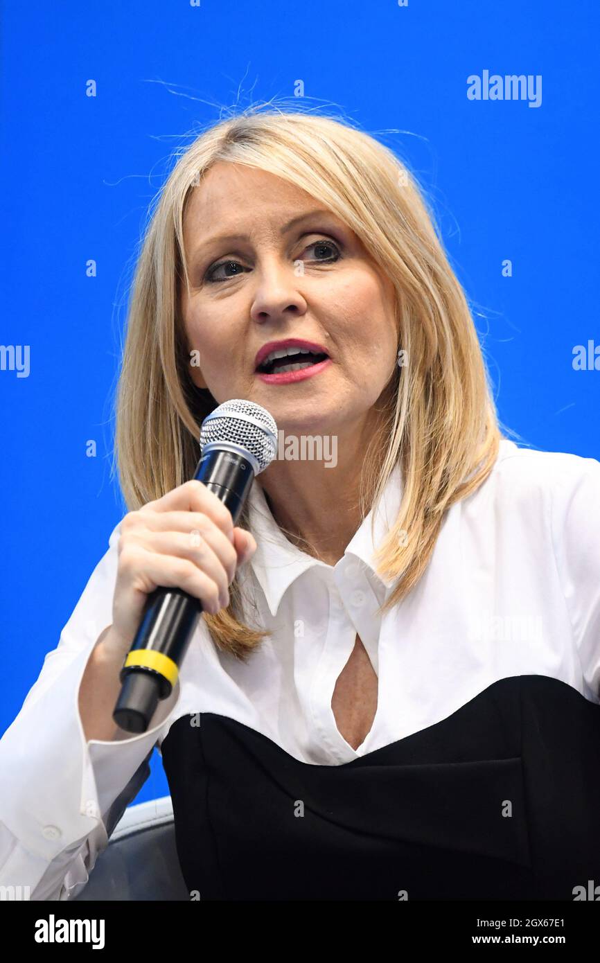 Esther Mcvey Mp Hi res Stock Photography And Images Alamy esther-mcvey-mp-hi-res-stock-photography-and-images-alamy