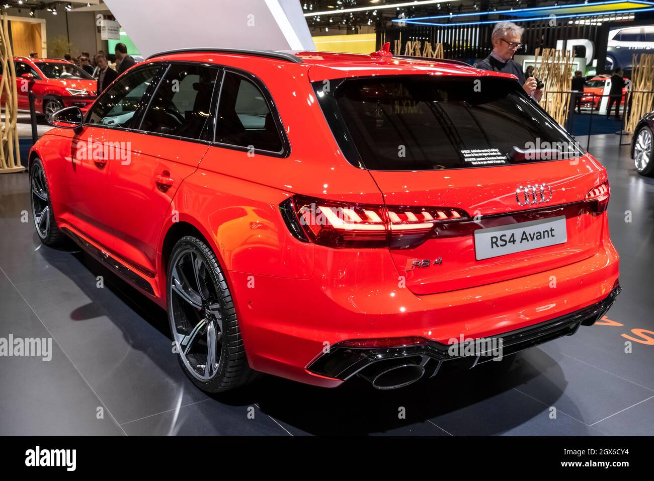 Rs4 audi hi-res stock photography and images - Alamy