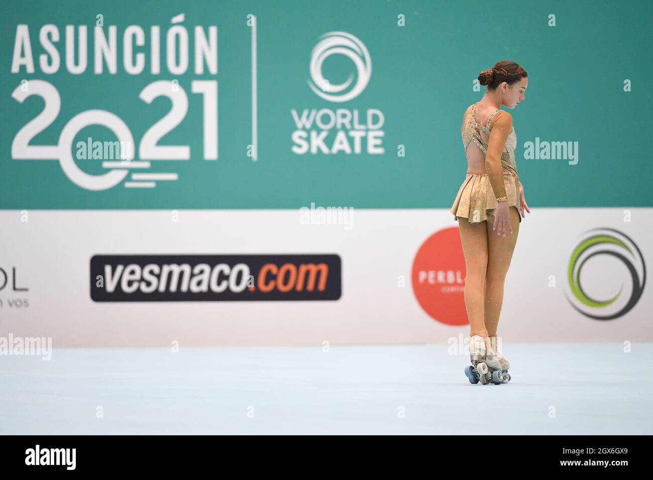 MARIA MARCELA FOYO NAVARRO, Mexico, performing in Junior Free Skating - Short Program at Artistic Skating World Championships 2021 at Polideportivo SND Arena, on October 03, 2021 in Asunci, Paraguay. Credit: Raniero Corbelletti/AFLO/Alamy Live News Stock Photo