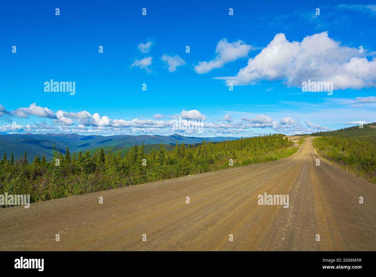 Canada, Yukon Territory, Top of the World Highway (aka Yukon Hwy 9), 79mi. mostly gravel road connects West Dawson with Alaska Stock Photo