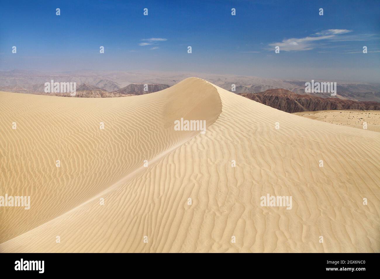 Cerro Blanco sand dune, one of the highest dunes on the world located