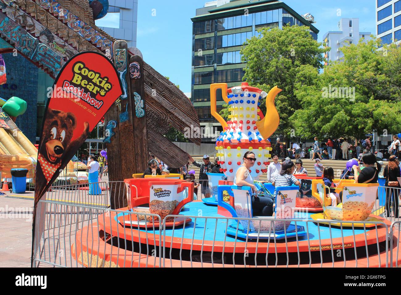 Christmas parade in Auckland. New Zealand. 20 Nov. 2011 Stock Photo Alamy