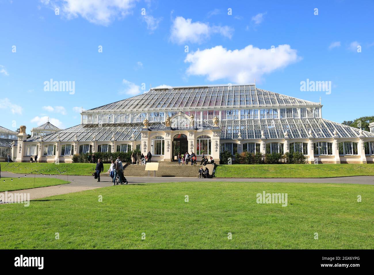 The stunning Temperate House, in autumn sunshine, at Kew Gardens, SW London, UK Stock Photo