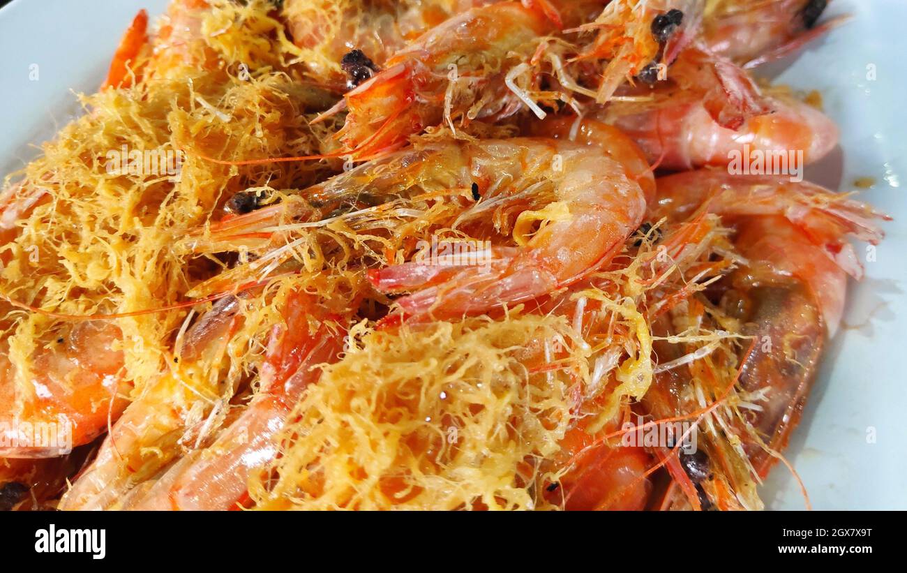closeup Dry Buttermilk Prawn with egg floss on a plate Stock Photo Alamy