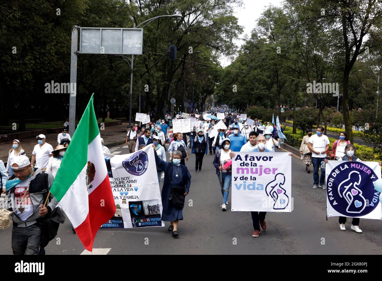 Non Exclusive: Religious take part during a demonstration Against abortion to reject the decision of the Supreme Court of Justice of the Nation of Mex Stock Photo