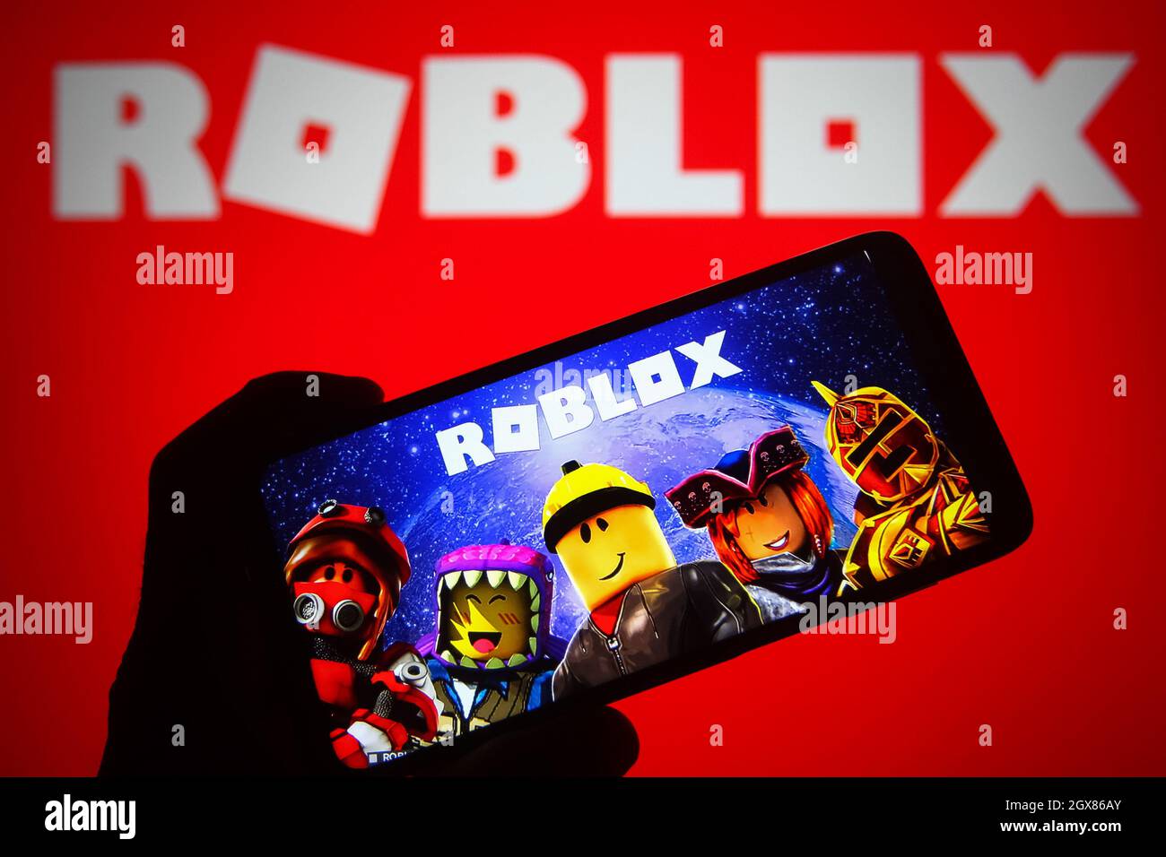 Ukraine. 05th Oct, 2021. In this photo illustration a Roblox logo