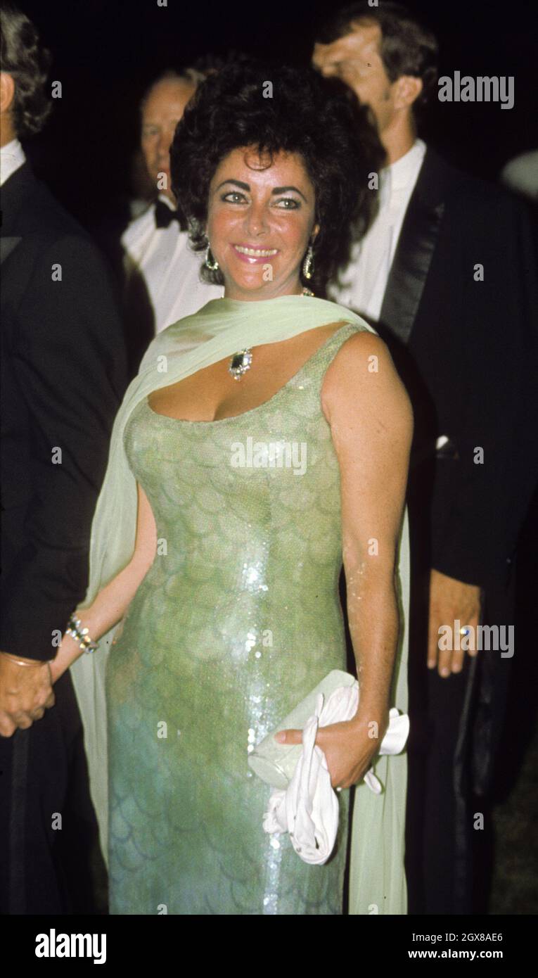 With elizabeth taylor hi-res stock photography and images - Alamy