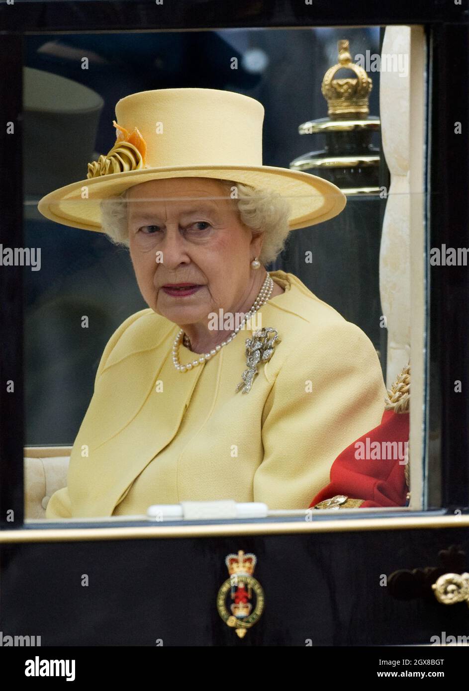 Queen Elizabeth ll leaves following the Wedding of Prince William and Catherine Middleton at Westminster Abbey on April 29, 2011. Stock Photo