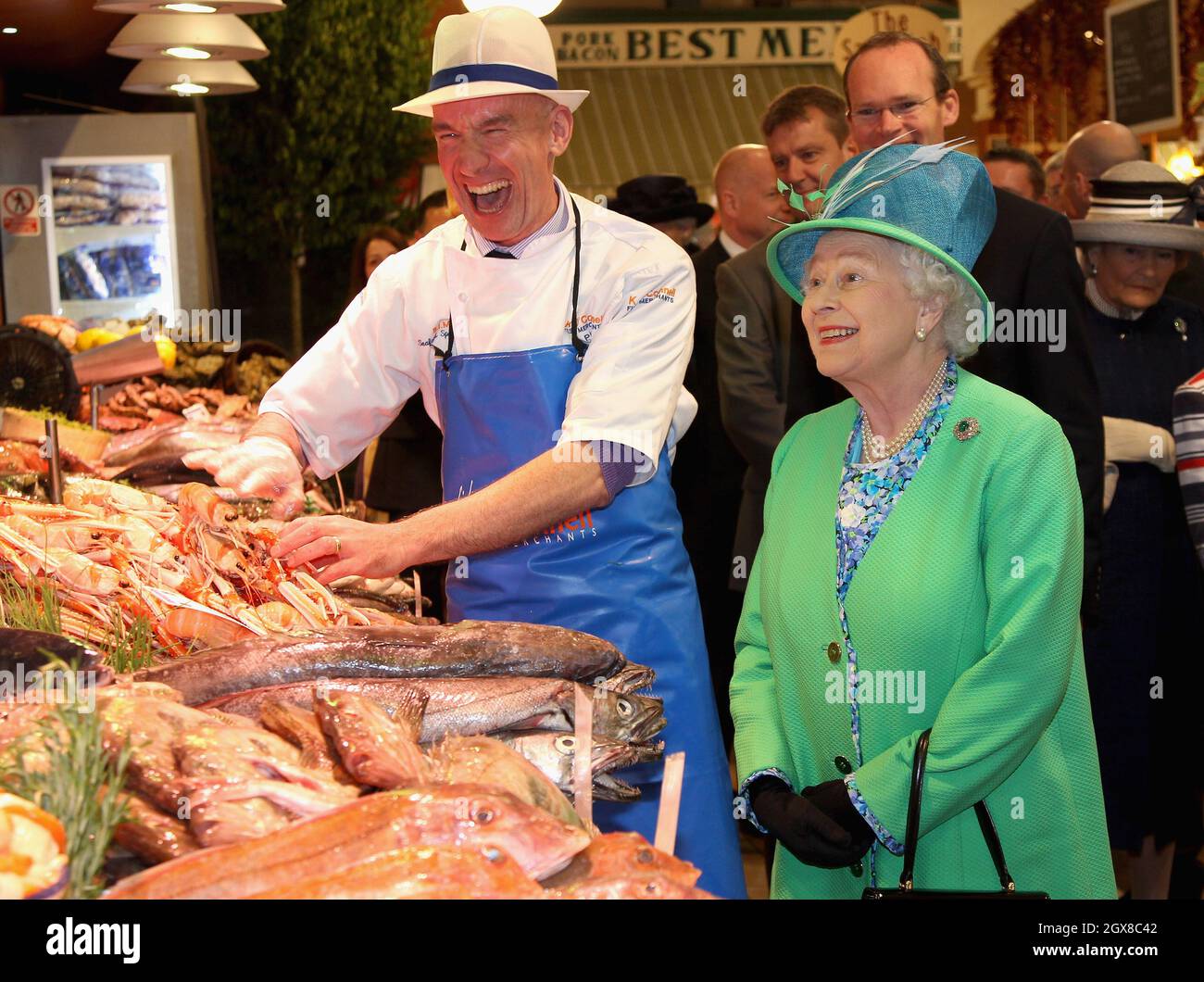 queen elizabeth visits cork