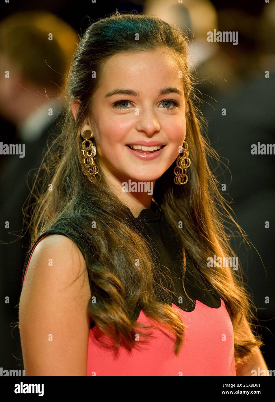 actress-celine-buckens-attends-the-uk-premiere-of-war-horse-at-the