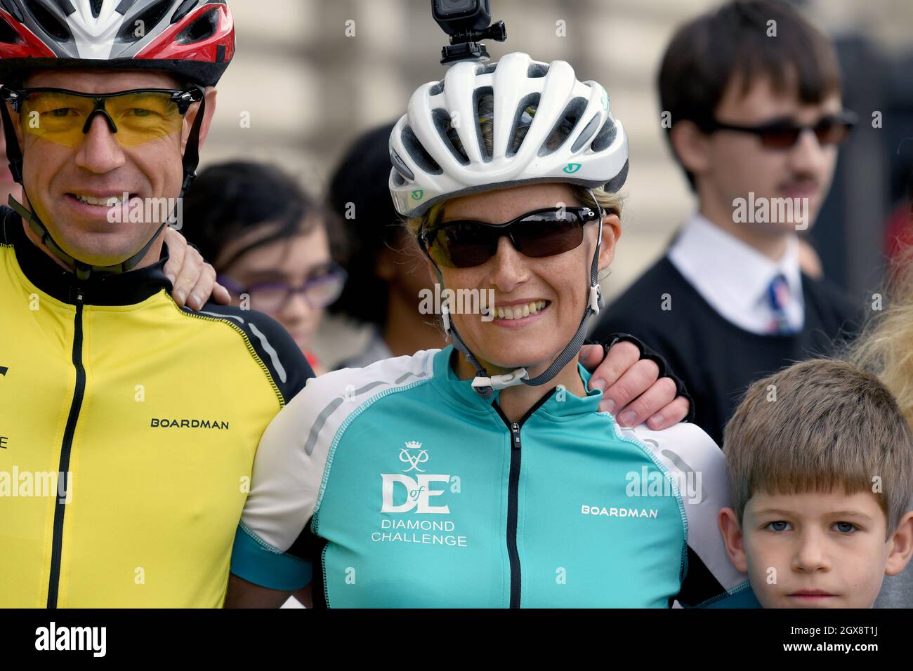 Sophie, Countess of Wessex smiles as she stands with her son, James, Viscount Severn after arriving at Buckingham Palace to complete her bike ride from Edinburgh to London in support of The Duke of Edinburgh's Award on September 25, 2016. Stock Photo