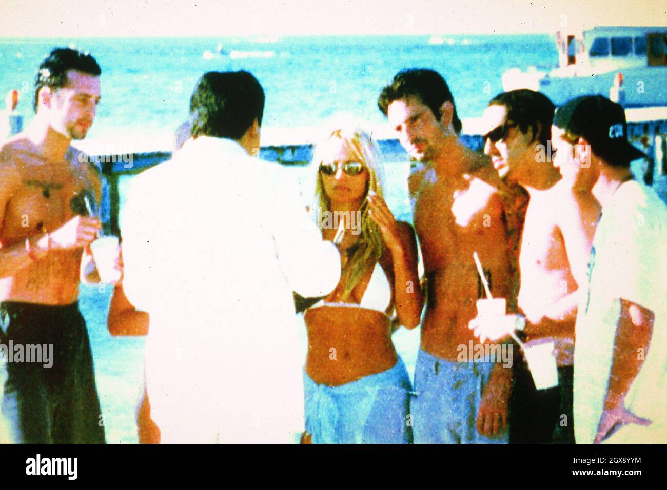 Pamela Anderson and Tommy Lee's Wedding on a beach in Hawaii on 19 February  1995 Stock Photo - Alamy