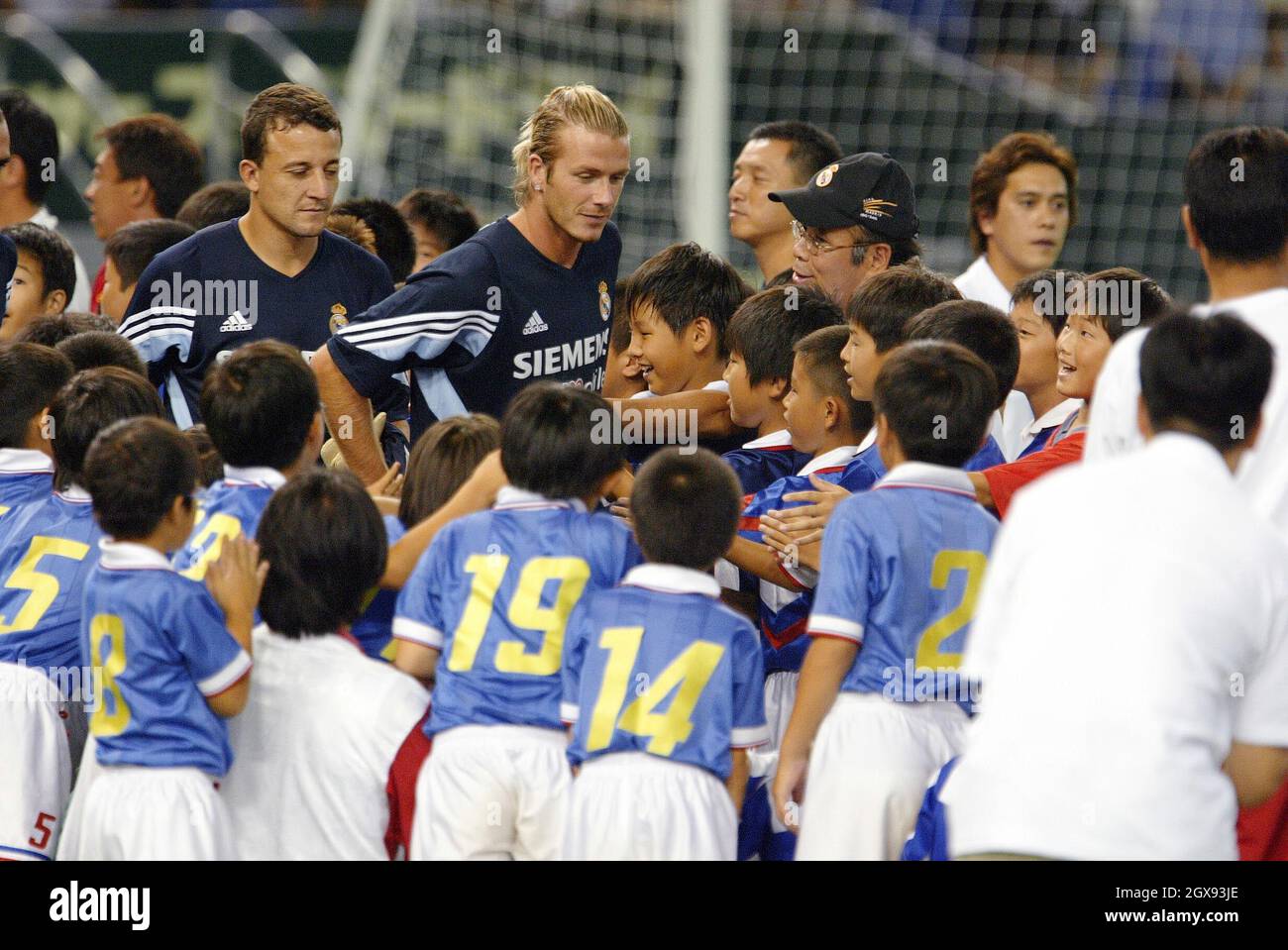 David Beckham and the Real Madrid football team are welcomed by Japanese fans during a childrens football clinic at Tokyo Dome. Â©ipj/fujifotos/allaction.co.uk    Stock Photo