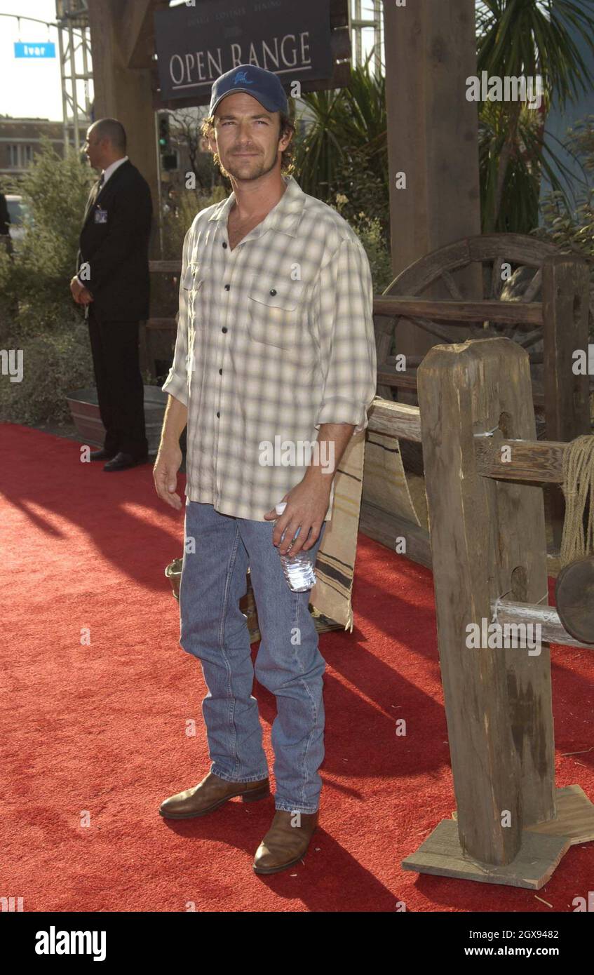 Movie open range hi-res stock photography and images - Alamy