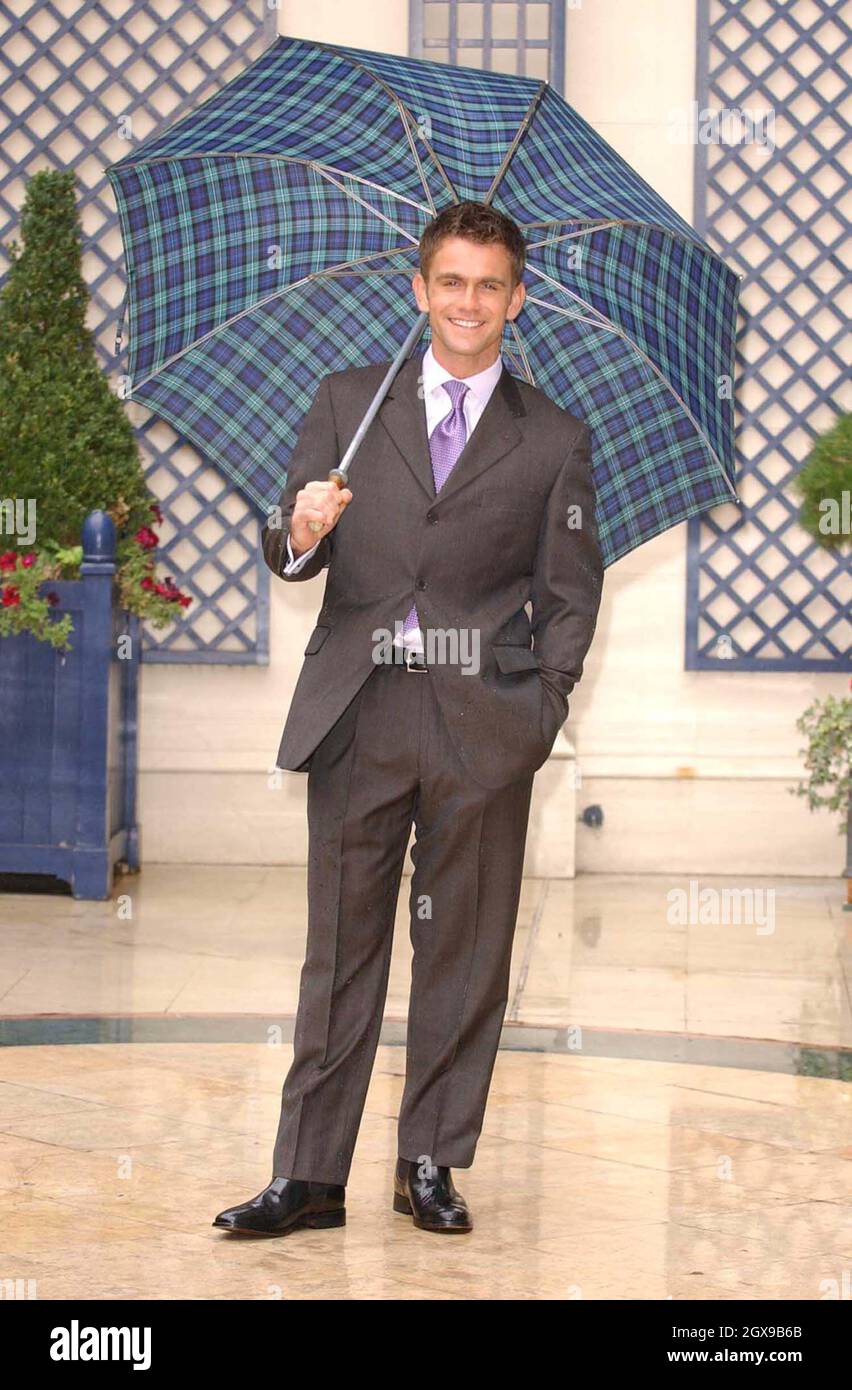 Bad Boy from The Bill Scott Maslen recieves the Best Dressed Man Awards