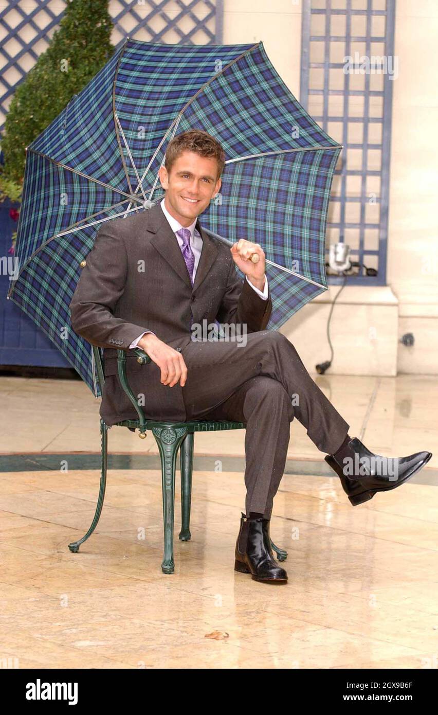 Bad Boy from The Bill Scott Maslen recieves the Best Dressed Man Awards