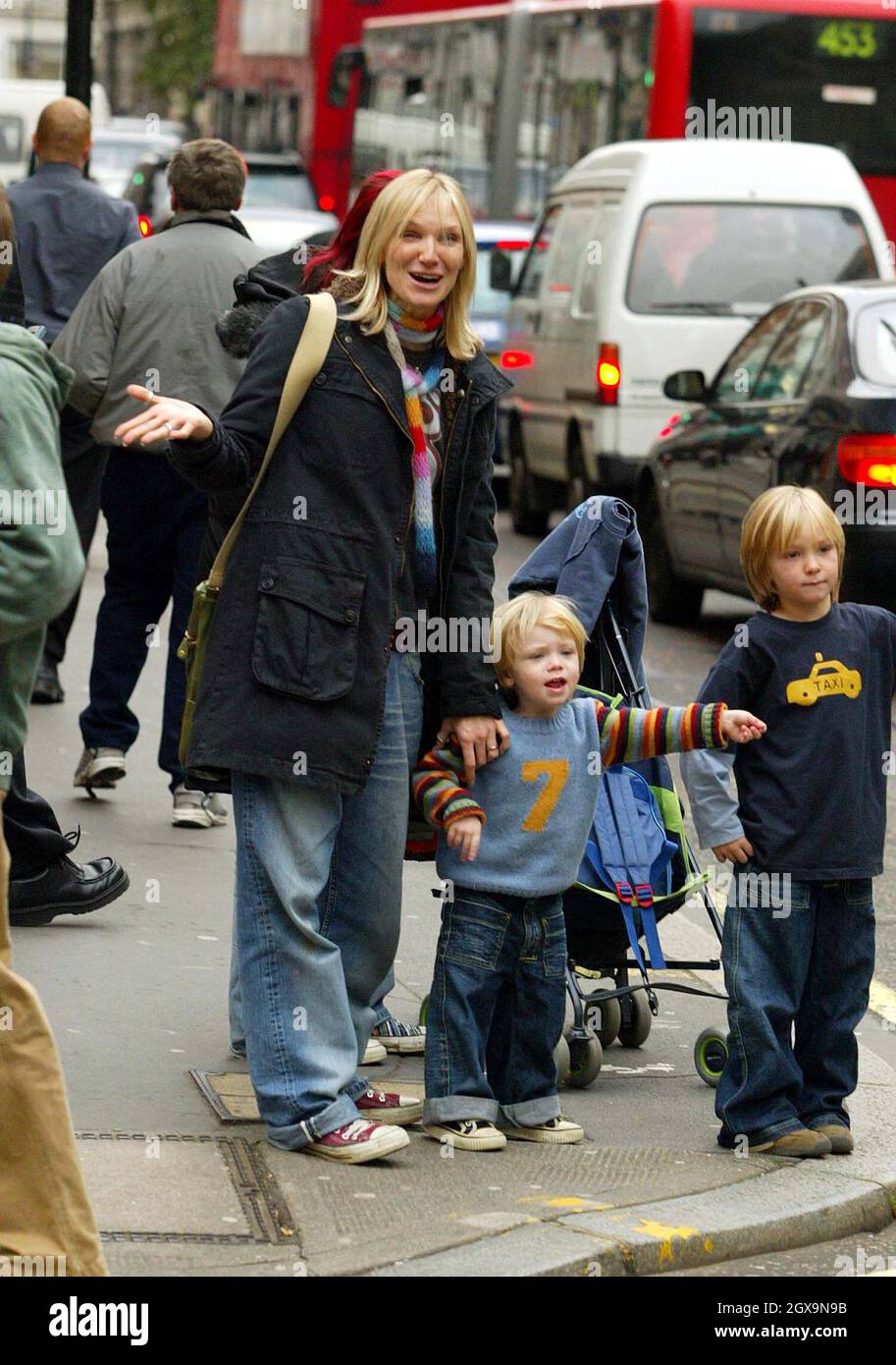 Jo whiley family hi-res stock photography and images - Alamy