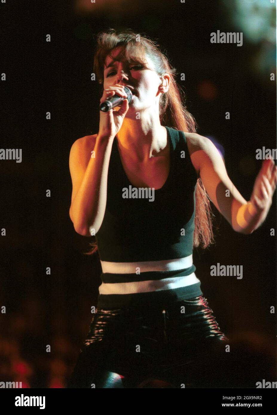 Shania Twain performs at GM Place in Vancouver Stock Photo Alamy