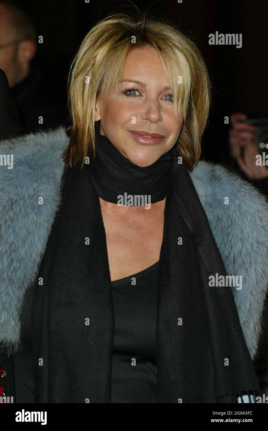 Leslie Ash Arrives At The Saatchi Gallery For The New Blood New leslie-ash-arrives-at-the-saatchi-gallery-for-the-new-blood-new