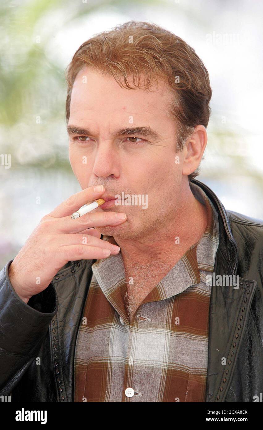 why is it hard to stop smoking cigarettes Smoking Cessation: Help To Quit Smoking