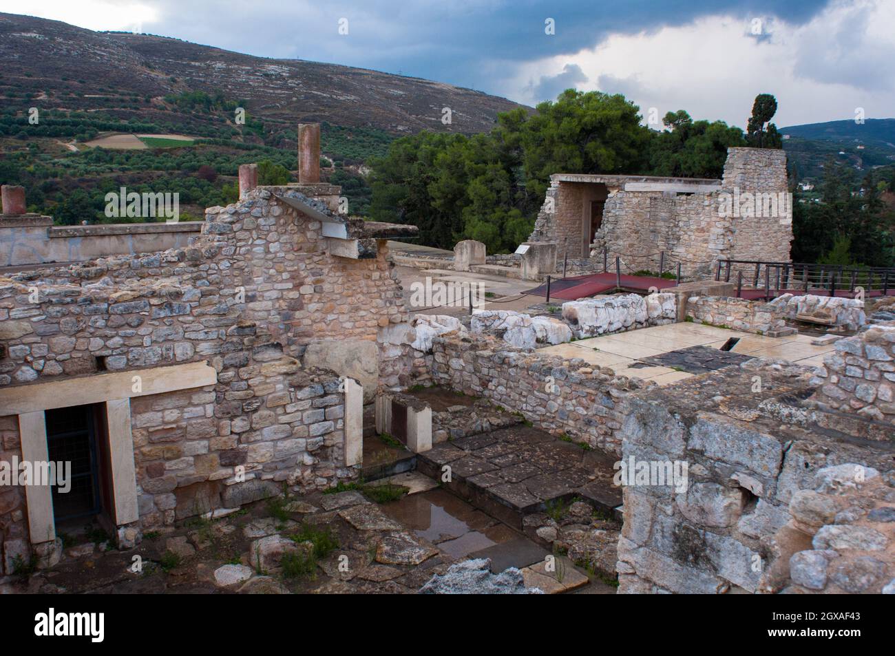 Ruins of the Minotaur's Labyrinth on Crete Stock Photo Alamy