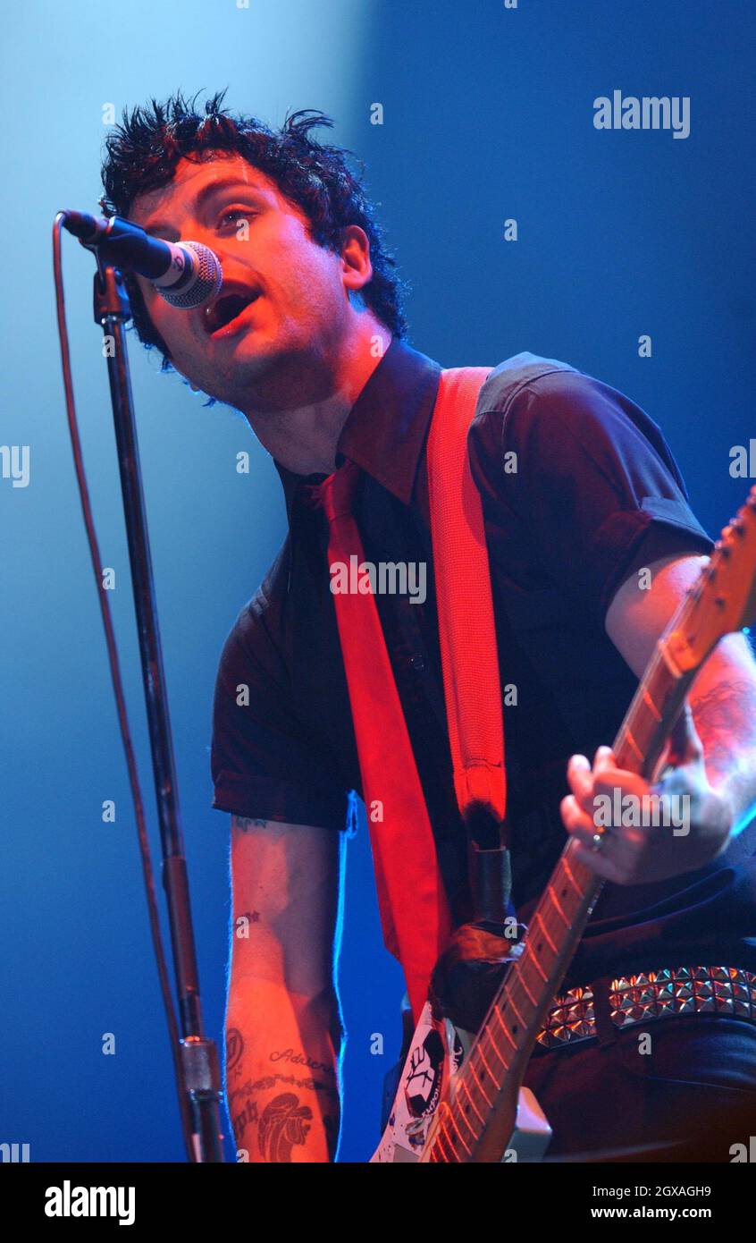 Green Day Playing Live At The Carling Leeds Festival In England Stock Photo Alamy