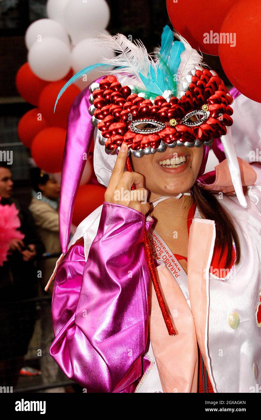 Notting hill carnival 2004 hi-res stock photography and images - Alamy
