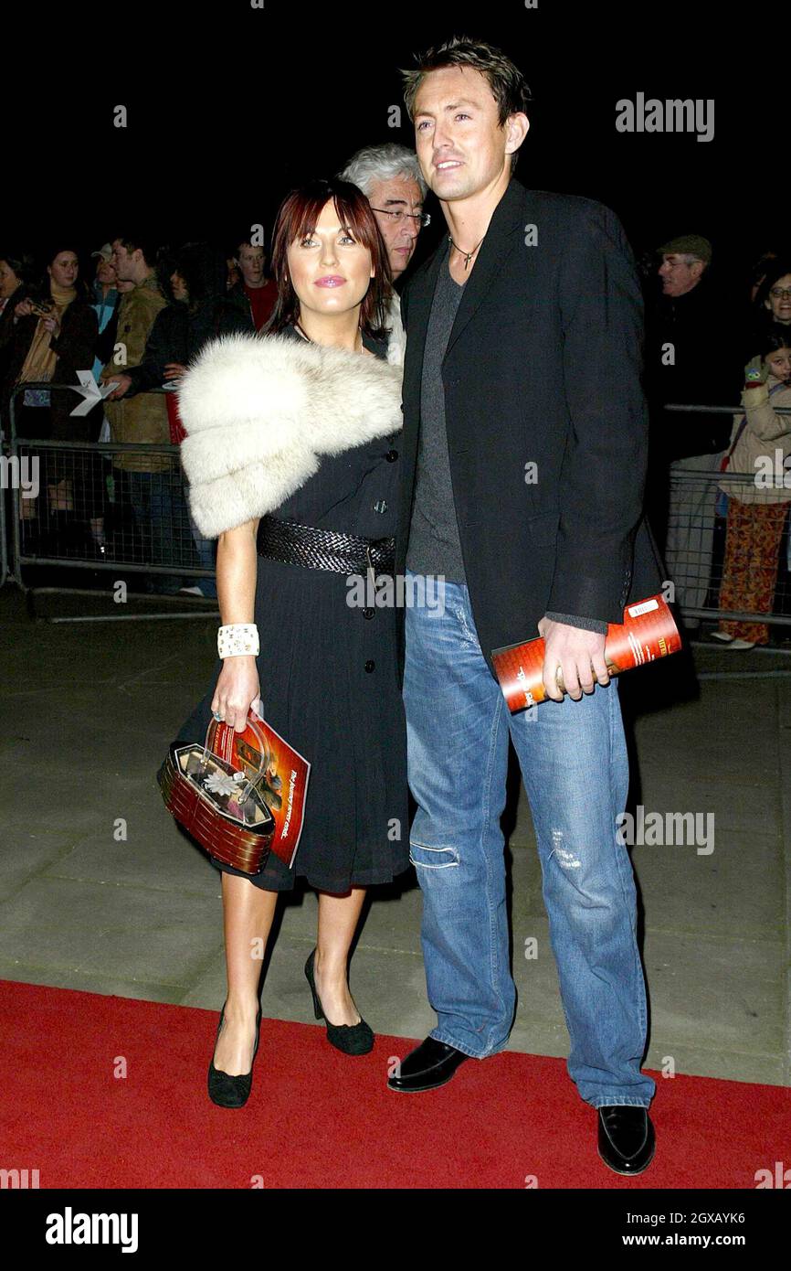 Jessie Wallace and partner Dave Morgan arrives for Cirque du Soleil's