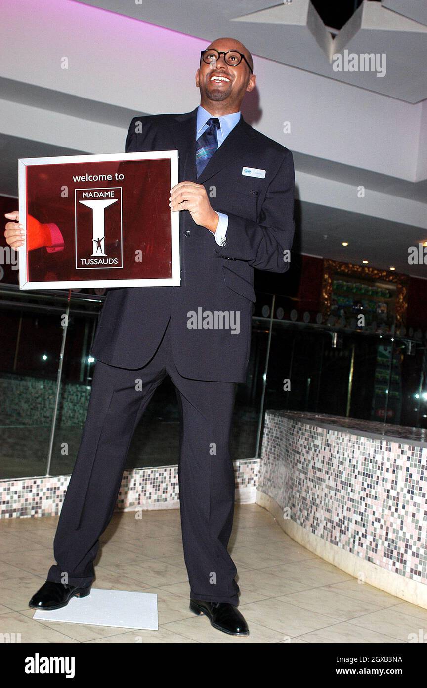 Howard Brown, bespectacled Halifax advert star, unveils his double at