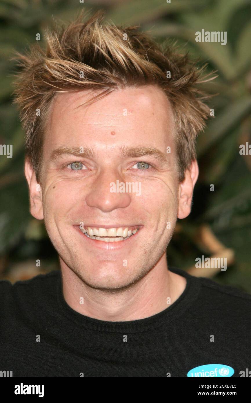 Ewan McGregor at the photocall for the West End musical"Guys and Dolls