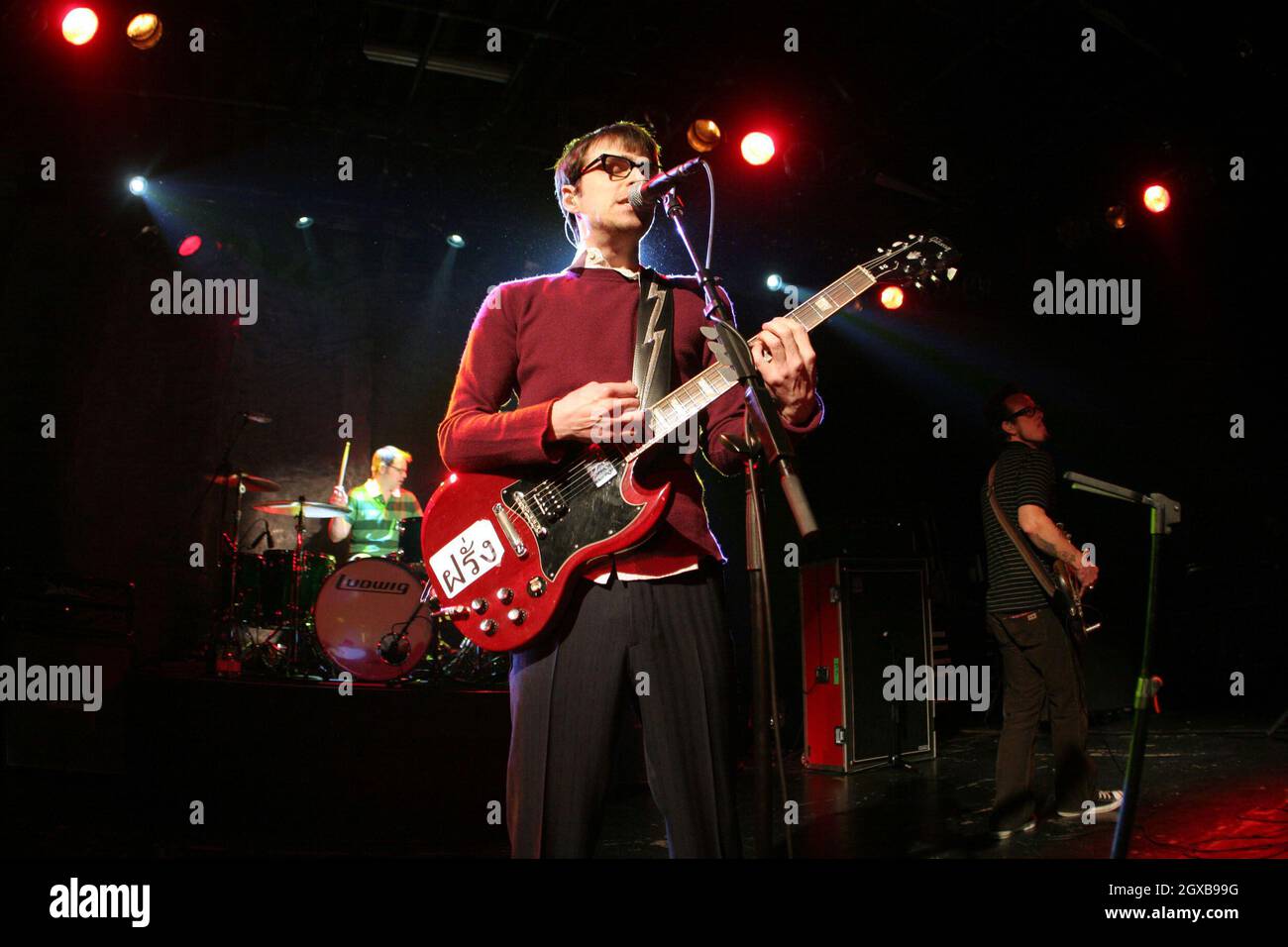 weezer-make-believe-tour